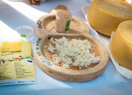 Fotografija 9 - Taste like marenda: Uživanje u ukusnim jelima i bogatom programu kninske marende