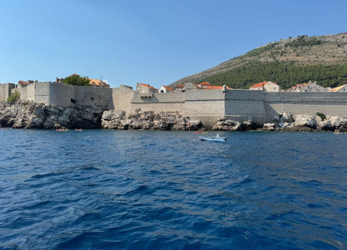 Fotografija 3 - Morska avantura  ŠibenikIN-a: Tjedan dana jedrenja do Dubrovnika, prekrasnih otoka i vala uz nezaboravnu igru dupina