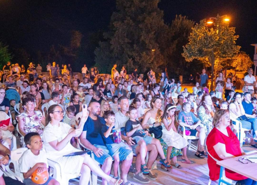 Fotografija 10 - Jakov Marjanović s Rim Tim Tagi Dim pobjednik Minifesta Radio Drniša