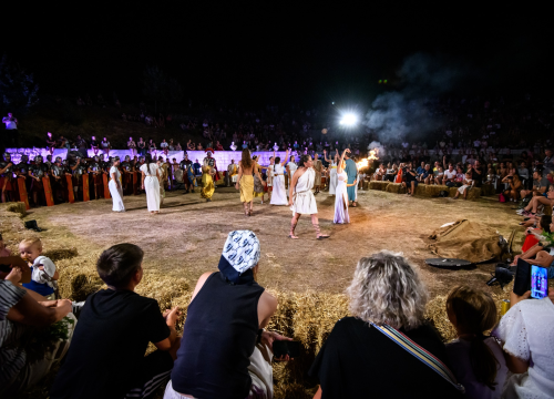 Fotografija 7 - Svake godine sve više posjetitelja: U prepunom amfiteatru Burnum održane još jedne spektakularne Ide