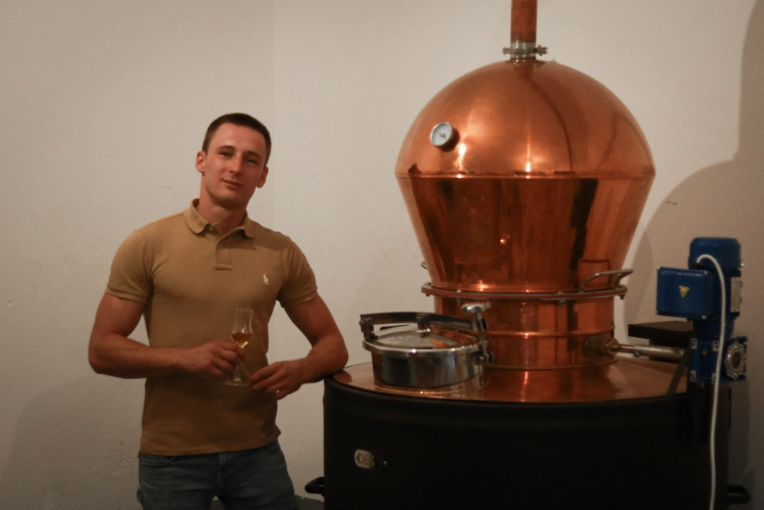 Josip Kraljević iz Vodica osvojio srebro i broncu na prestižnom međunarodnom natjecanju za likere