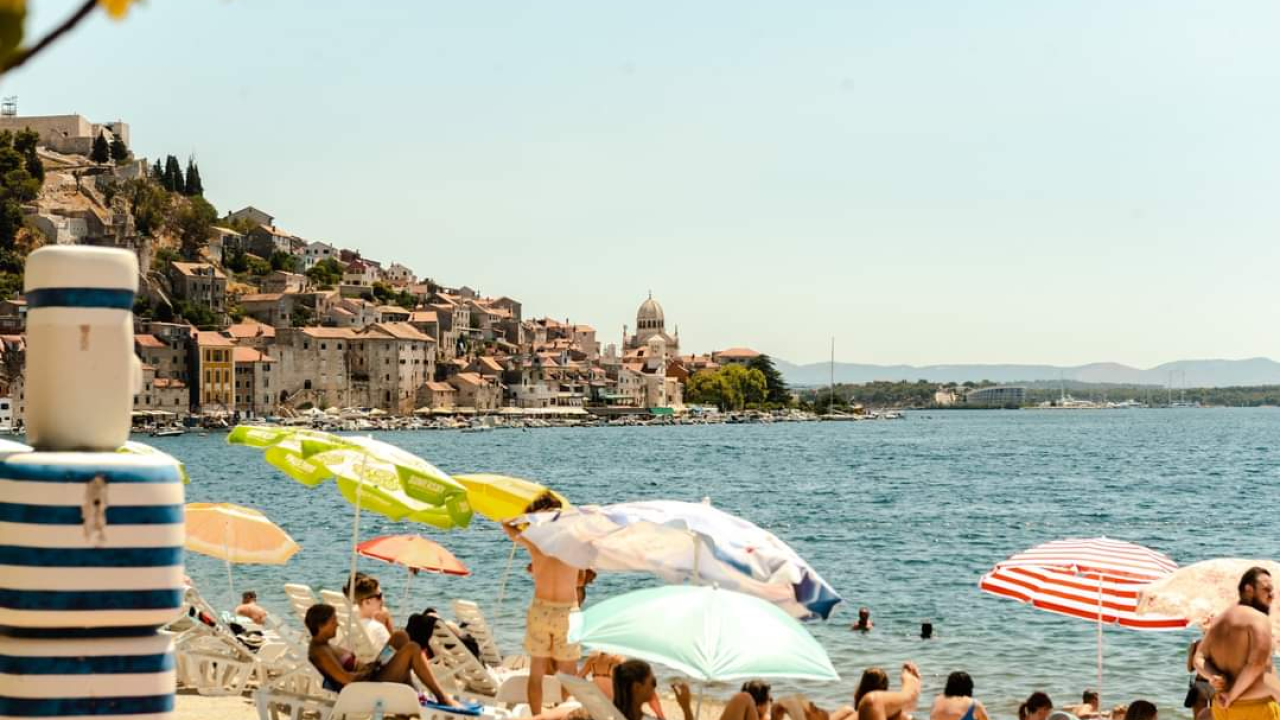 Evo kako se ponašaju horoskopski znakovi kada im je jako vruće