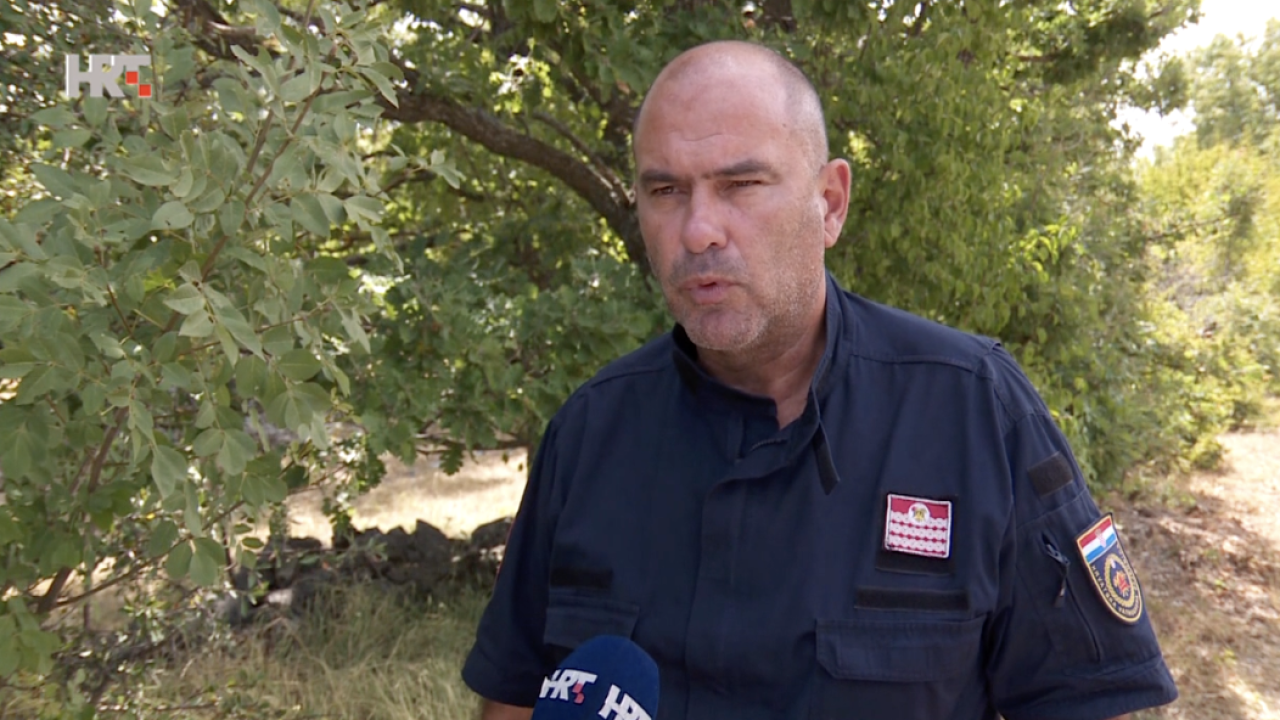 Dva požara na području Dinare i dalje aktivna: 'To je doslovce nepristupačan teren'