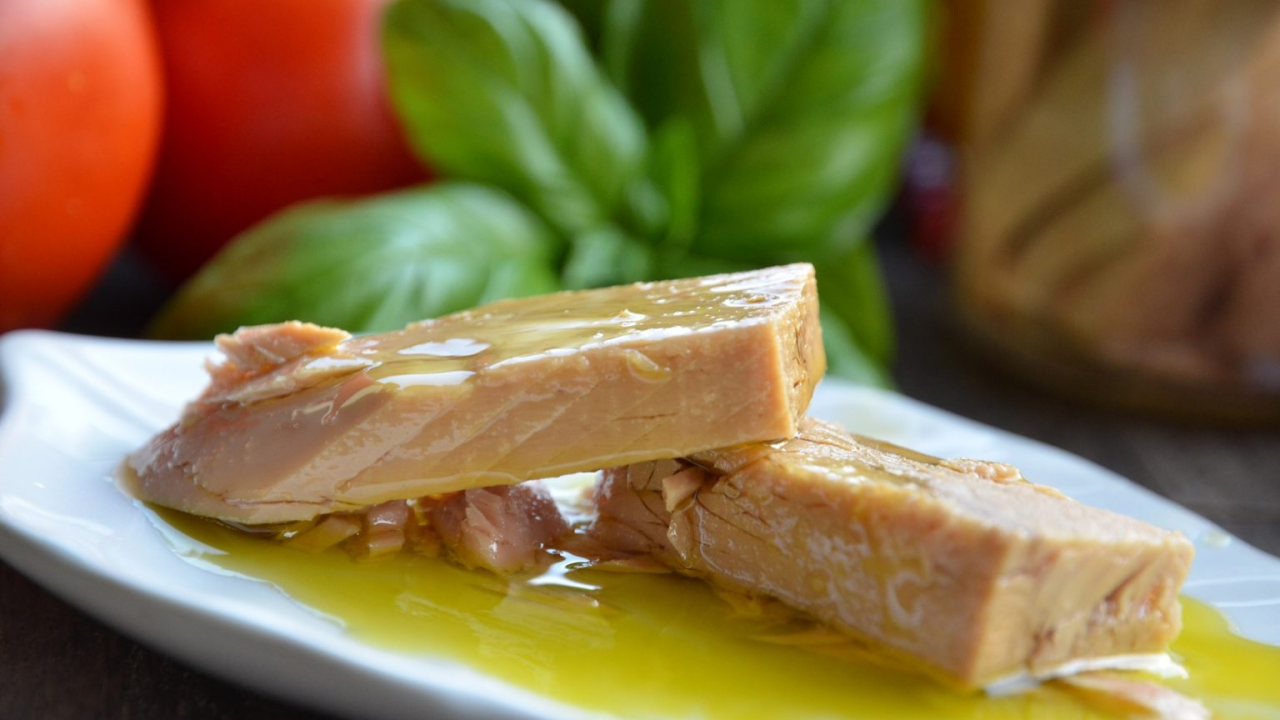 Ne bacajte ulje iz konzerve sa tunjevinom: Postoji sjajan način da ga iskoristite u kuhinji