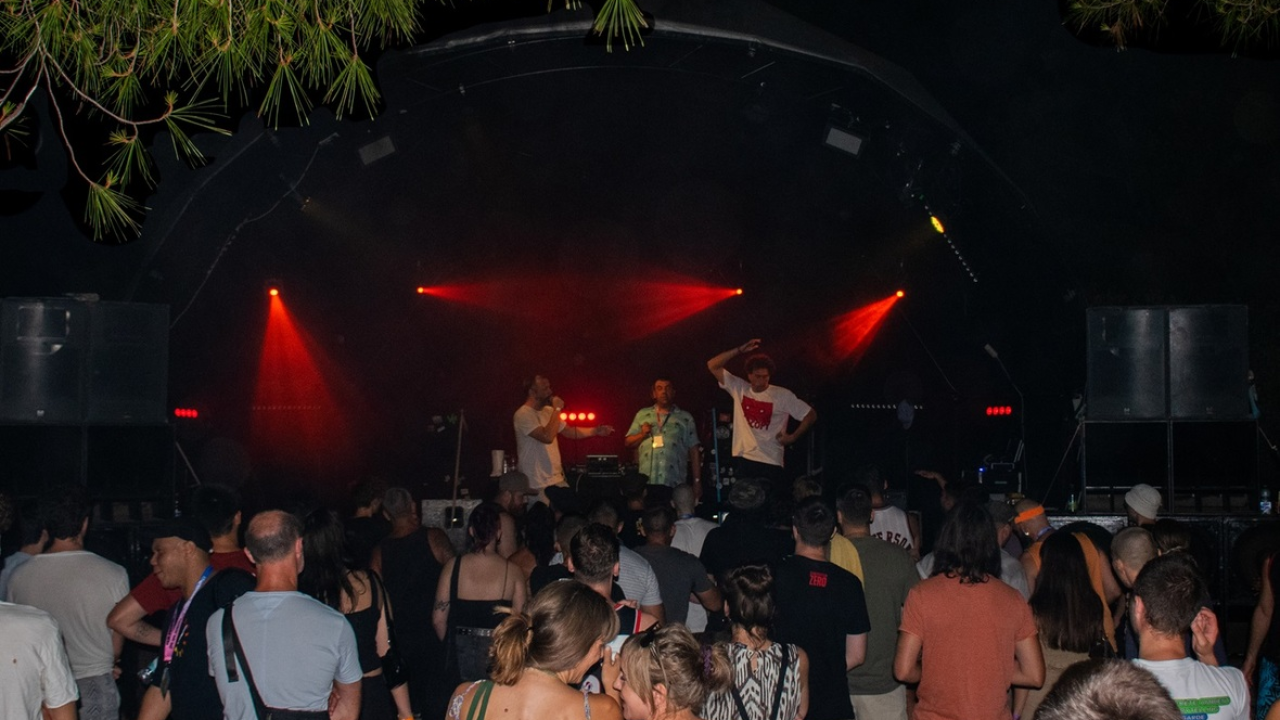 Hip-hop u Šibeniku: Odlični koncert uz domaće i svjetske zvijezde zatvorili šestu sezonu Martinske