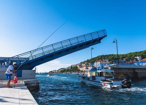 Svako ljeto ista priča: Čekaonice pune, a Murter nema turističku ambulantu