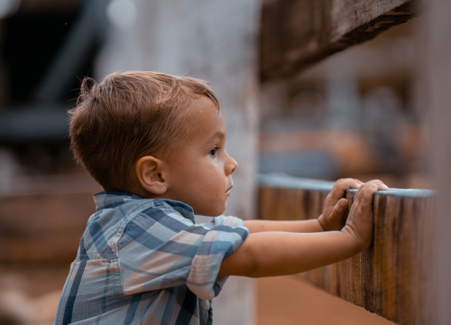 Davanje mobitela djetetu u ovoj dobi povezano je s ozbiljnim problemima u ponašanju