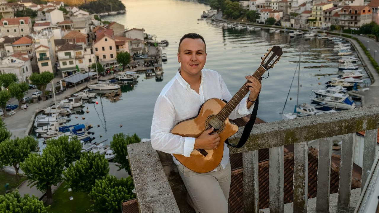 Zatonjanin Šimun Ševerdija isplovio je 'Brodovima sudbine' u glazbene solo vode