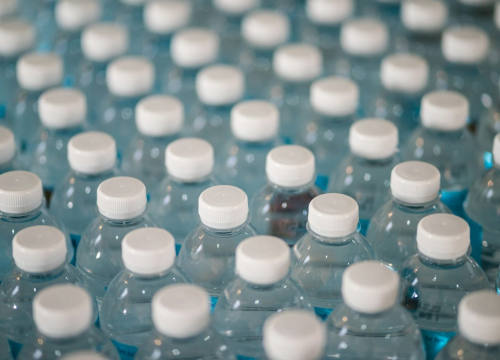 Živciraju vas novi čepovi koji se ne mogu skinuti s boce? Ovo rješava problem