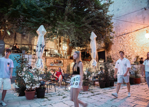 Fotografija 29 - Prevruće je da kuhate, počastite se slasnim roštiljem Kod Starog!