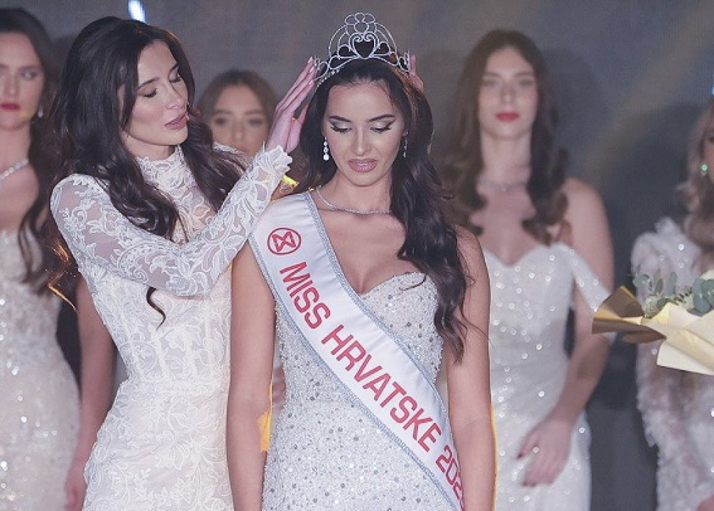 Osam djevojaka natječe se za titulu miss Šibensko-kninske županije