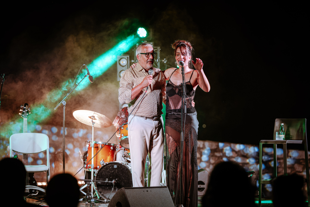 Black Coffee i Ana Uršula Najev na rasprodanom Baroneu: Spoj mladosti i iskustva