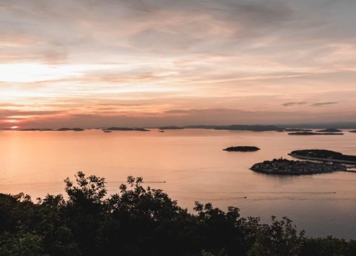 Fotografija 3 - Britanci se raspisali: Primošten proglašen najboljim skrivenim draguljem 2024.