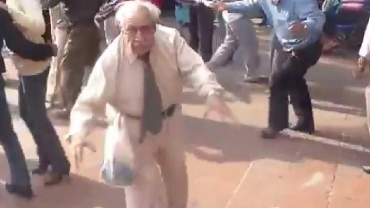 Razlozi zbog kojih sve više starijih ljudi odabire biti solo