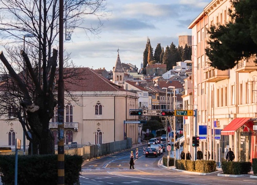 Pretežno sunčano uz moguće pljuskove