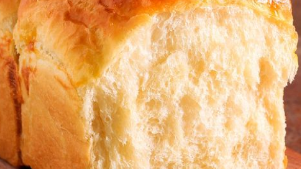 Najlakši recept za finu mliječnu štrucu