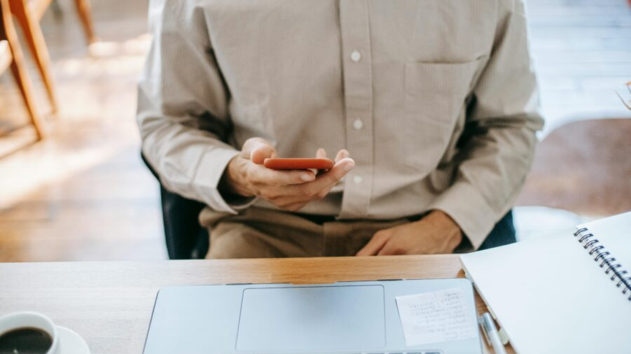 Pričali ste o nečemu i počele su vam iskakati reklame?