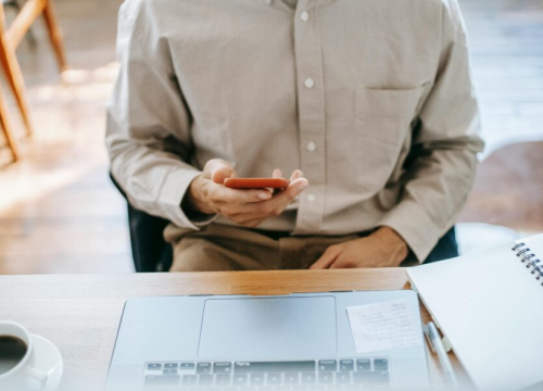 Pričali ste o nečemu i počele su vam iskakati reklame?