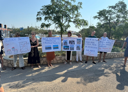 Mostovci dali podršku peticiji protiv megalomanske apartmanizacije mještanima Jezera