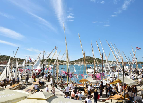 Fotografija 2 - Ove nedjelje na otvorenju 27. Dana Latinskog idra očekuje vas nastup grupe Dalmatino