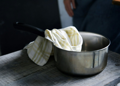 Imate li u kuhinji bilo koji od ova četiri predmeta? Bacite ih, ugrožavaju zdravlje