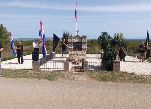 Fotografija 4 - Obilježena 30. godišnjica pogibije hrvatskih  branitelja Tomislava Karduma i Šime Džepine