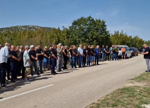 Fotografija 10 - Obilježena 30. godišnjica pogibije hrvatskih  branitelja Tomislava Karduma i Šime Džepine