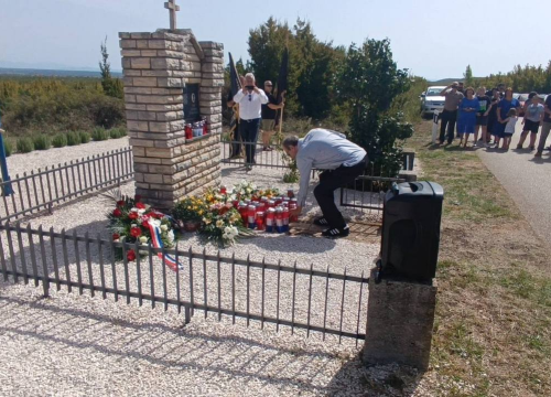 Fotografija 16 - Obilježena 30. godišnjica pogibije hrvatskih  branitelja Tomislava Karduma i Šime Džepine