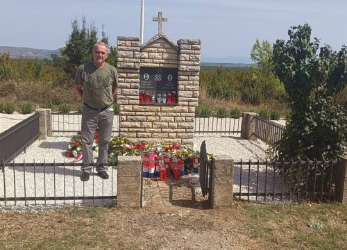 Fotografija 21 - Obilježena 30. godišnjica pogibije hrvatskih  branitelja Tomislava Karduma i Šime Džepine