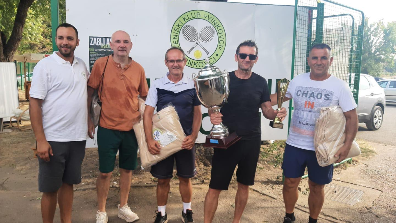 Čipe osvojio Festival tenisa u Vinkovcima