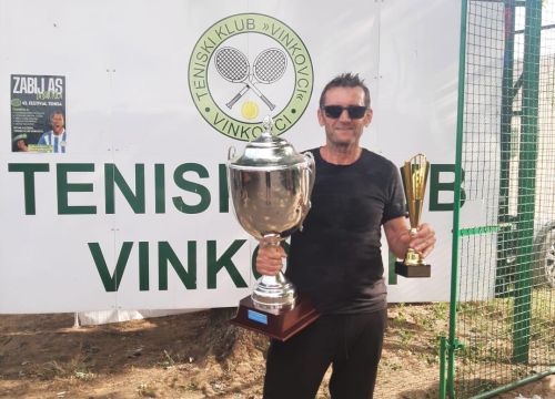 Fotografija 2 - Čipe osvojio Festival tenisa u Vinkovcima