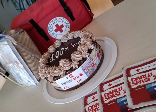 Fotografija 5 - Prvi put s 23 godine: Vodičanin Robert Pašara danas po stoti put darovao krv