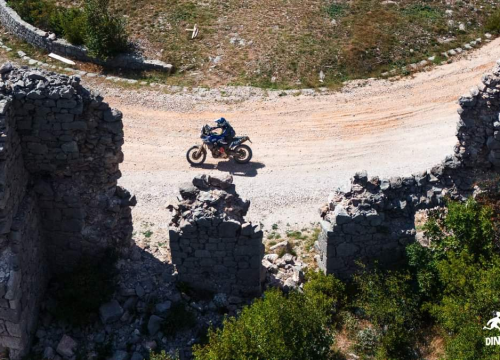 Fotografija 10 - Brzi i žestoki: 'Dinaric Rally' u Knin privukao stotinjak vozača iz cijelog svijeta
