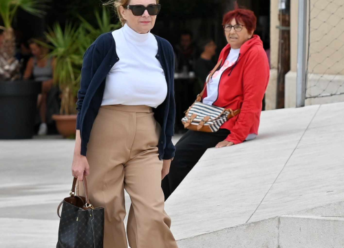 Fotografija 10 - Lijepi Šibenčani i gosti znaju kako dobro izgledati i po promjenjivom vremenu