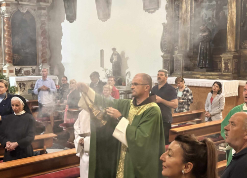 Fotografija 2 - U crkvi sv. Frane započela Velika devetnica pred Tavelićevo