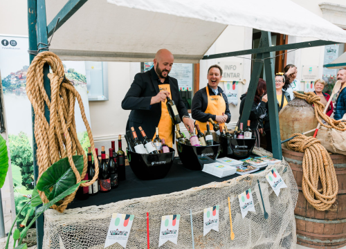 Fotografija 7 - 1. Skradinski festival rižota oduševio, tražila se porcija više