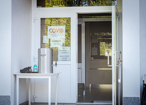 Znanstvenici upozoravaju: 'Širi se zaraznija varijanta covida-19'