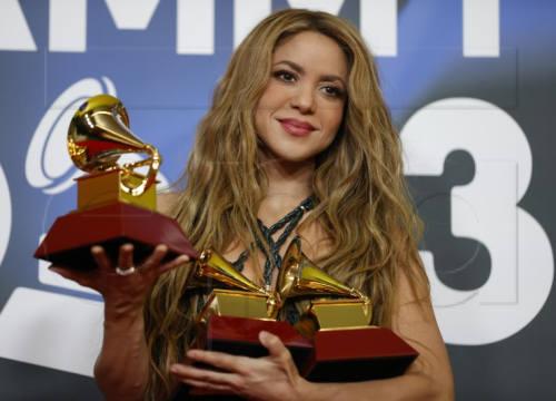 Shakira seksi plesom počastila publiku, no brzo je i otišla 'Ovo je više nego odvratno!'