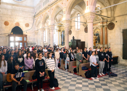 U katedrali održana tradicionalna misa za srednjoškolce