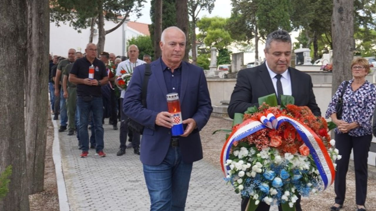 Pod motom ‘Oba su pala, sve tri su pale‘  obilježeno oslobađanje vojarni u Rogoznici