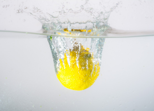 Tajno oružje za blistavo bijelo rublje: Potreban vam je samo – limun!