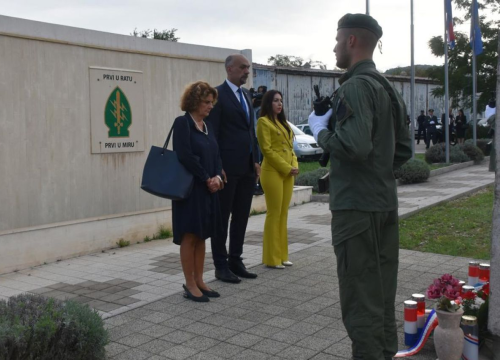 Fotografija 9 - U Šibeniku obilježen Dan policije i blagdan sv. Mihovila