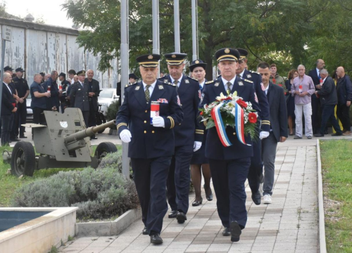 Fotografija 3 - U Šibeniku obilježen Dan policije i blagdan sv. Mihovila