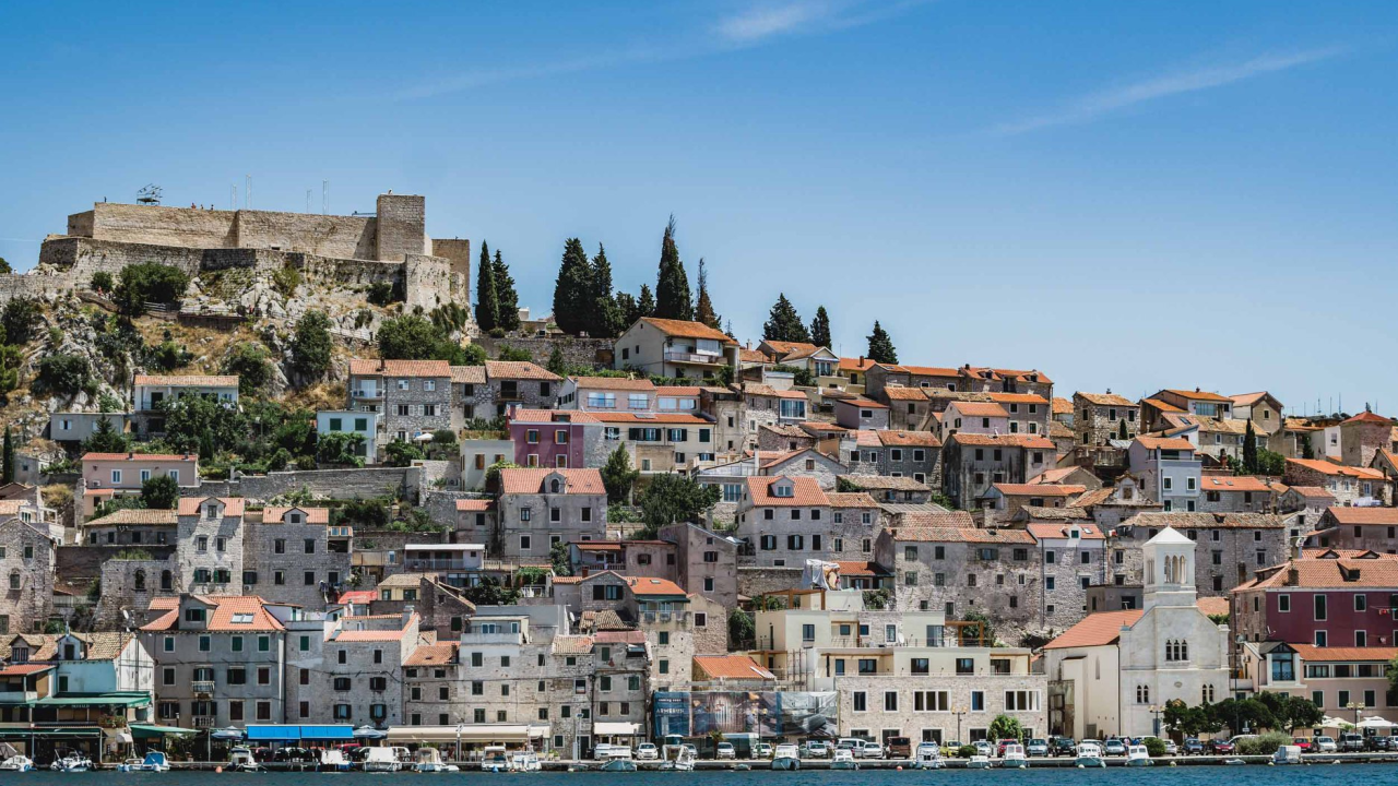 Pretežno sunčano s temperaturom do 23 stupnja