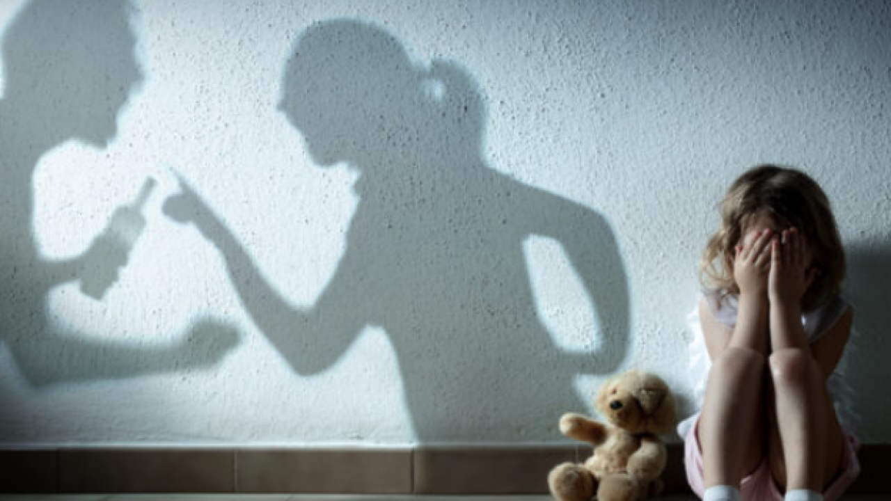 Ljudi koji se često ispričavaju možda to rade zbog trauma iz djetinjstva