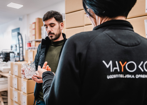 Fotografija 5 - Poznata šibenska tvrtka iWash-uWash otvorila je svoju franšizu u Primoštenu