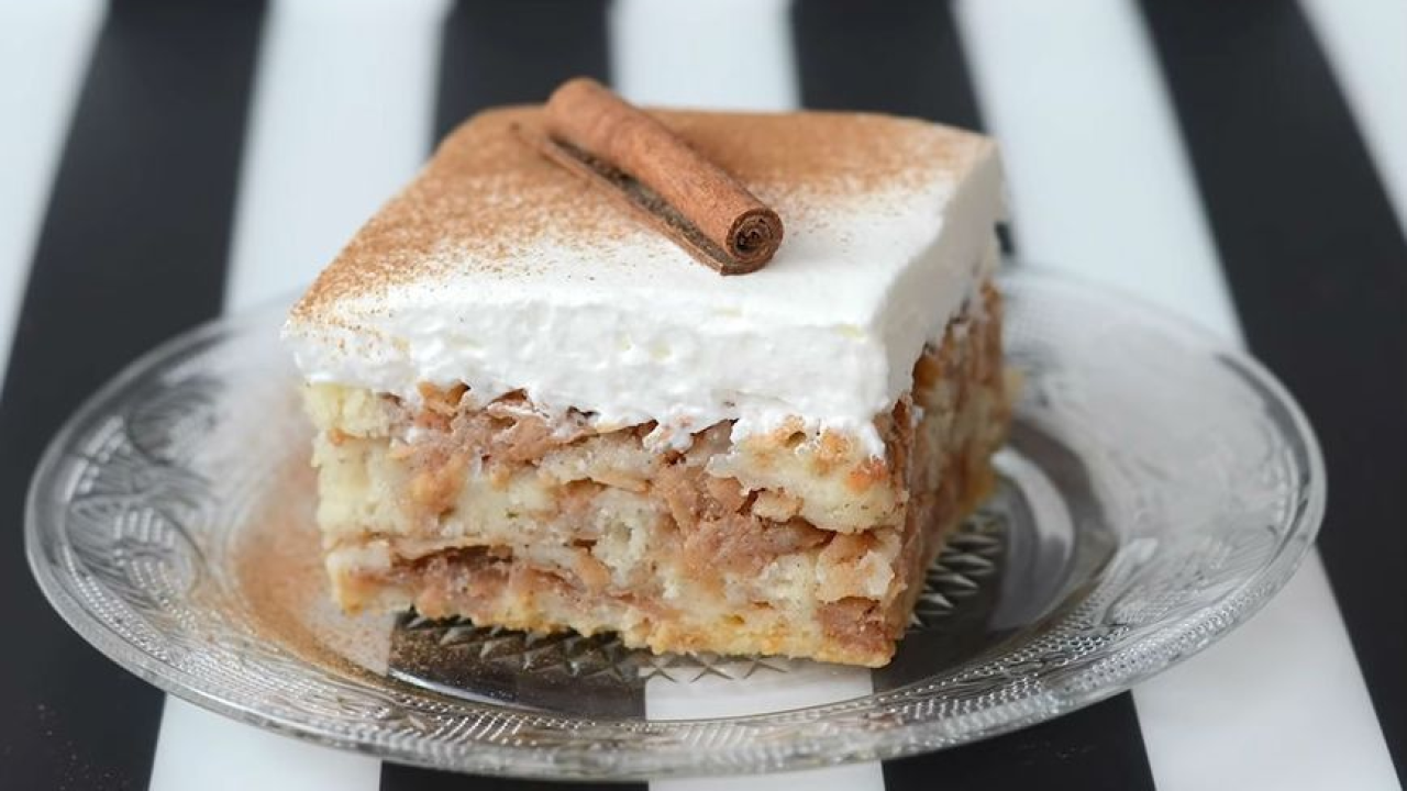 Brzi kolač od jabuka za koji vam ne treba ni mikser