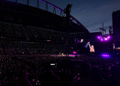 Taylor Swift, Keith Urban i druge zvijezde pomažu nastradalima u uraganu: 'S vama sam jer sam dio vas'