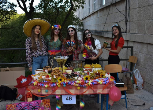 Fotografija 5 - Veselo na Danima kruha u Gimnaziji: Dva učenika izrekli 'sudbonosno da'