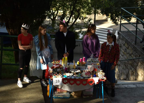 Fotografija 2 - Veselo na Danima kruha u Gimnaziji: Dva učenika izrekli 'sudbonosno da'